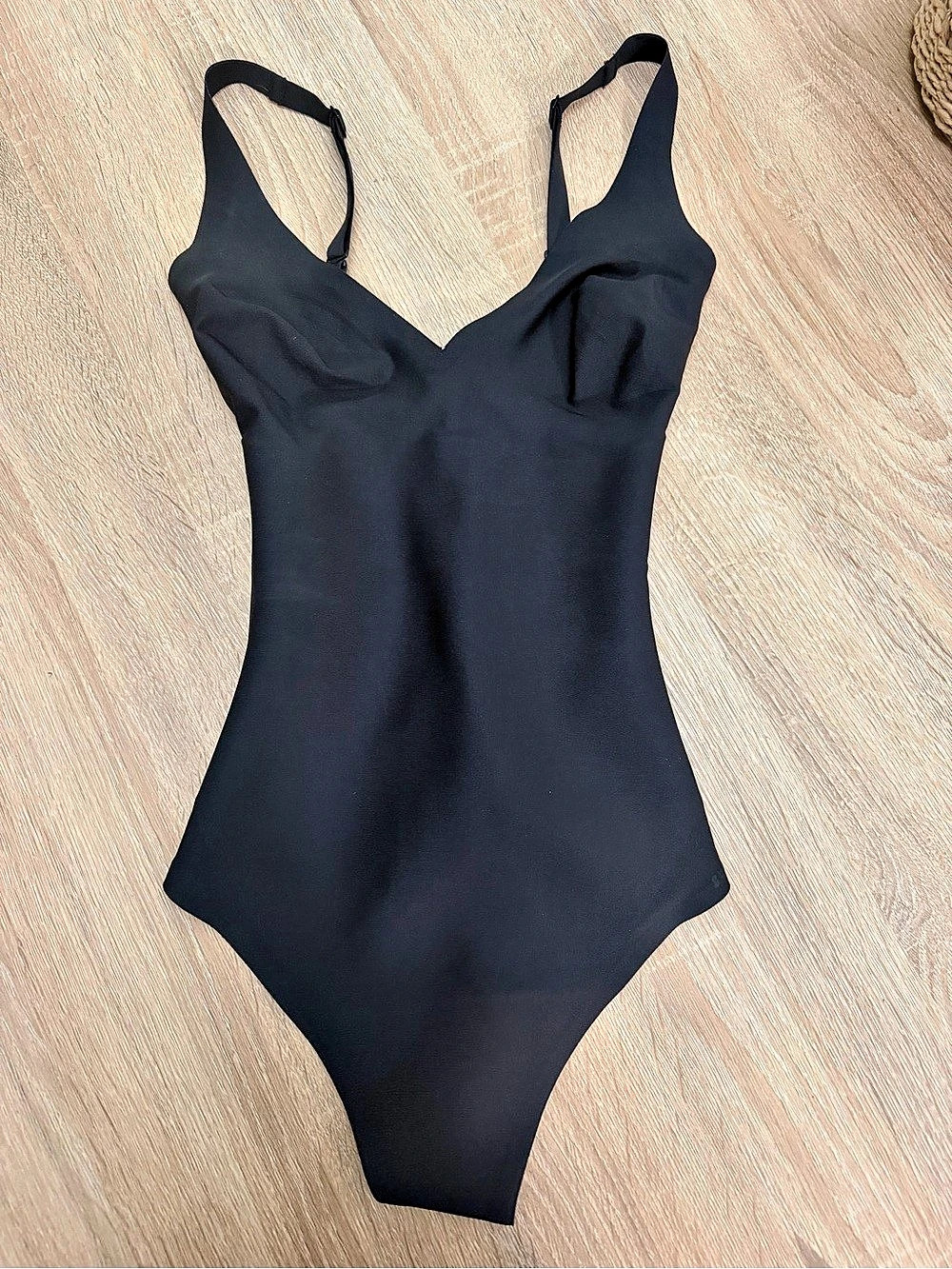 SKIMS Core Sculpt Thong Bodysuit Onyx